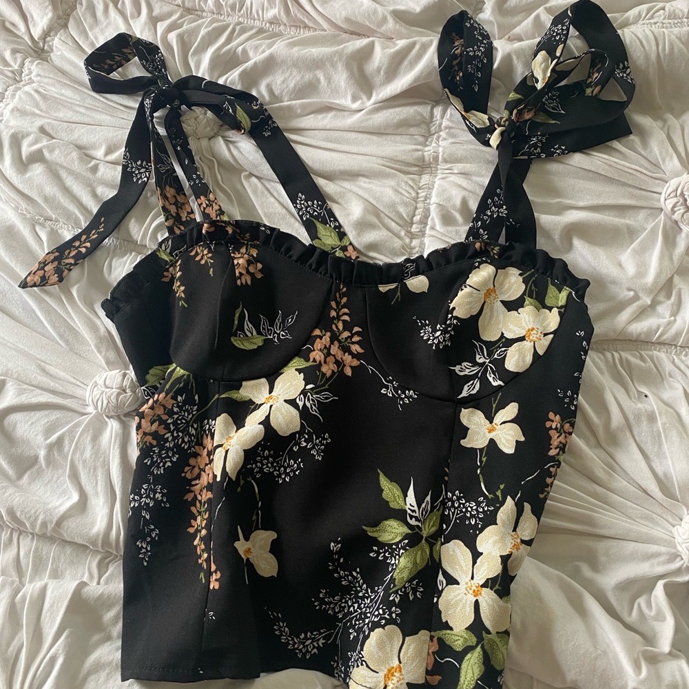 Verge girl crop top